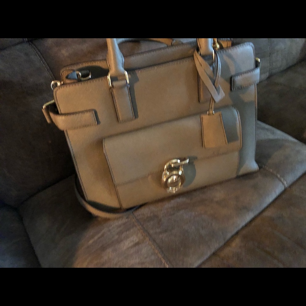 New Michael Kohrs purse